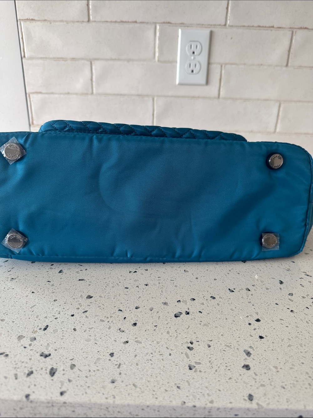 Lug ARPEGGIO Ocean Blue Quilted Tote Everyday Bag Travel Beach Casual Bag NWT - Picture 10 of 12